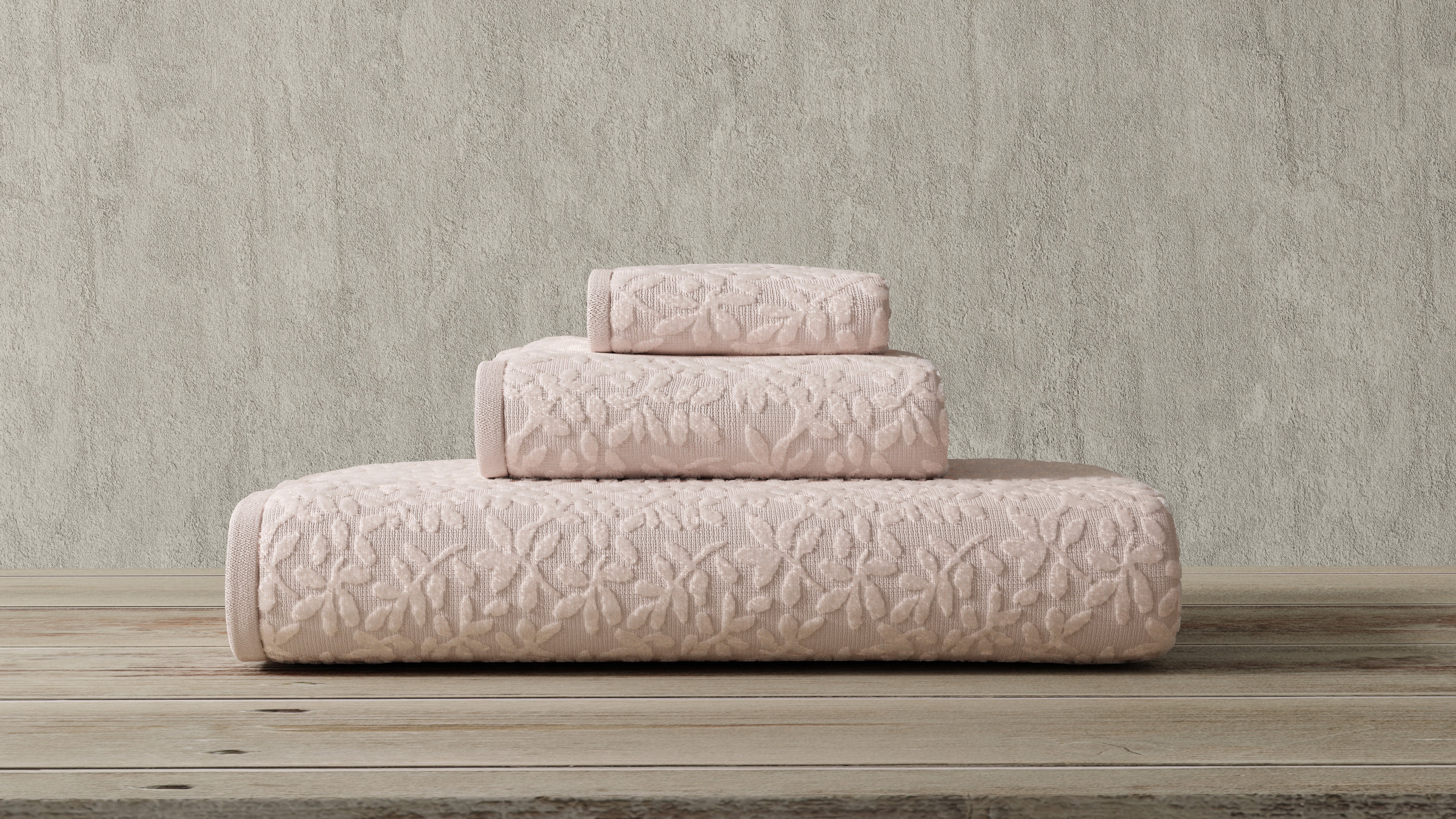 Vantona Luxury Leaf Jacquard Cotton Towel – Pink