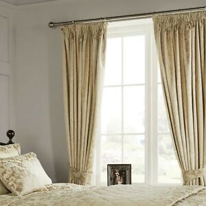 Vantona Como Jacquard Lined Curtains and Tiebacks - 66 x 72