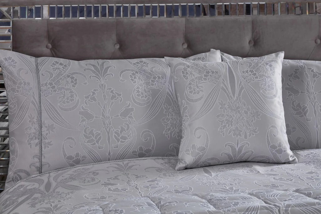 Vantona Nouveau Damask Jacquard bedding Sets