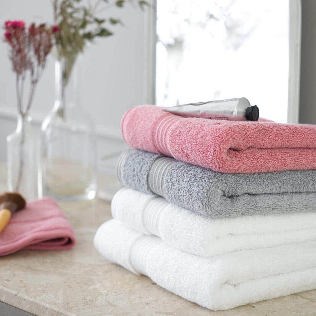Christy Supreme Hygro 650gsm Cotton Towel-Sliver
