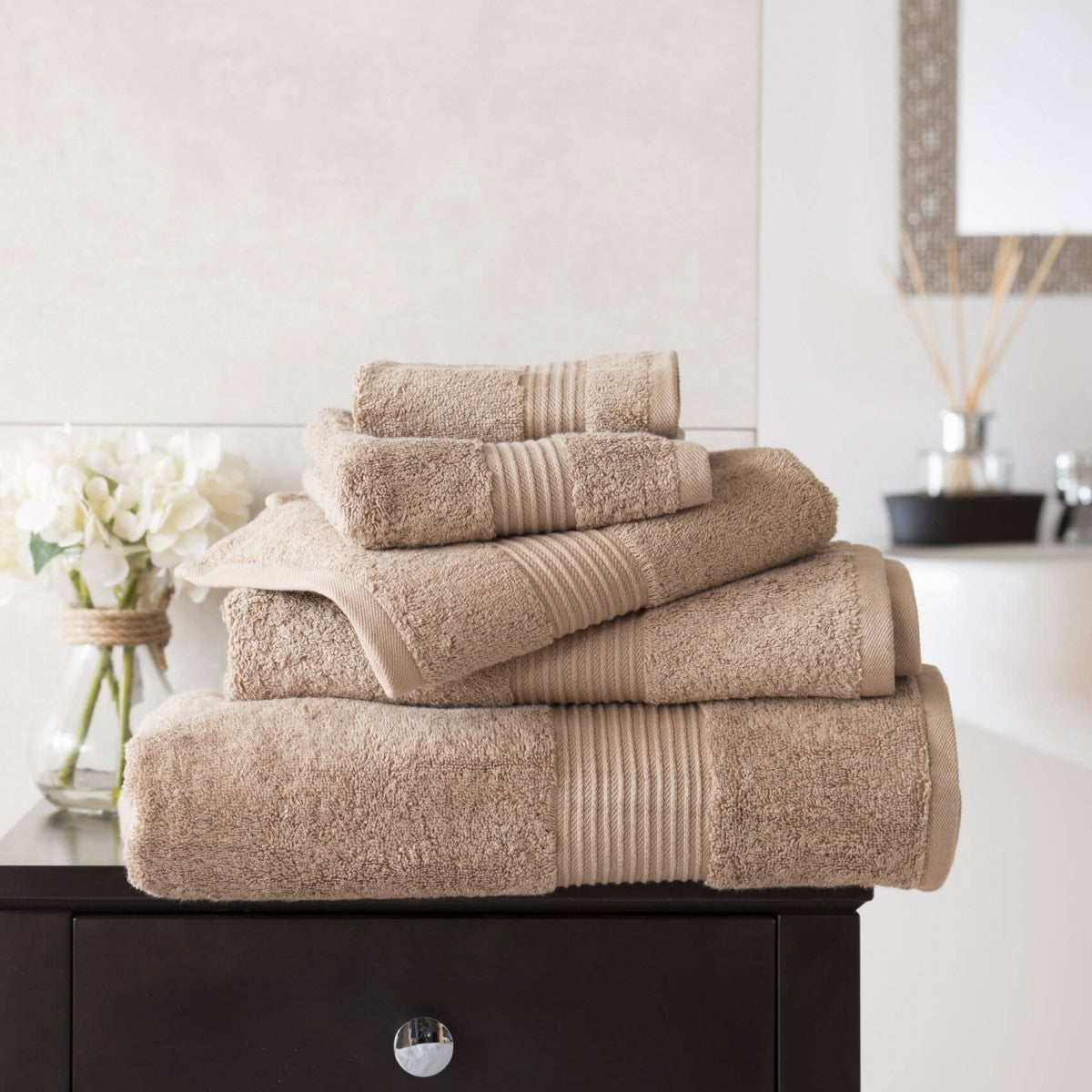 Deyongs Bliss 650gsm Pima Cotton Towel
