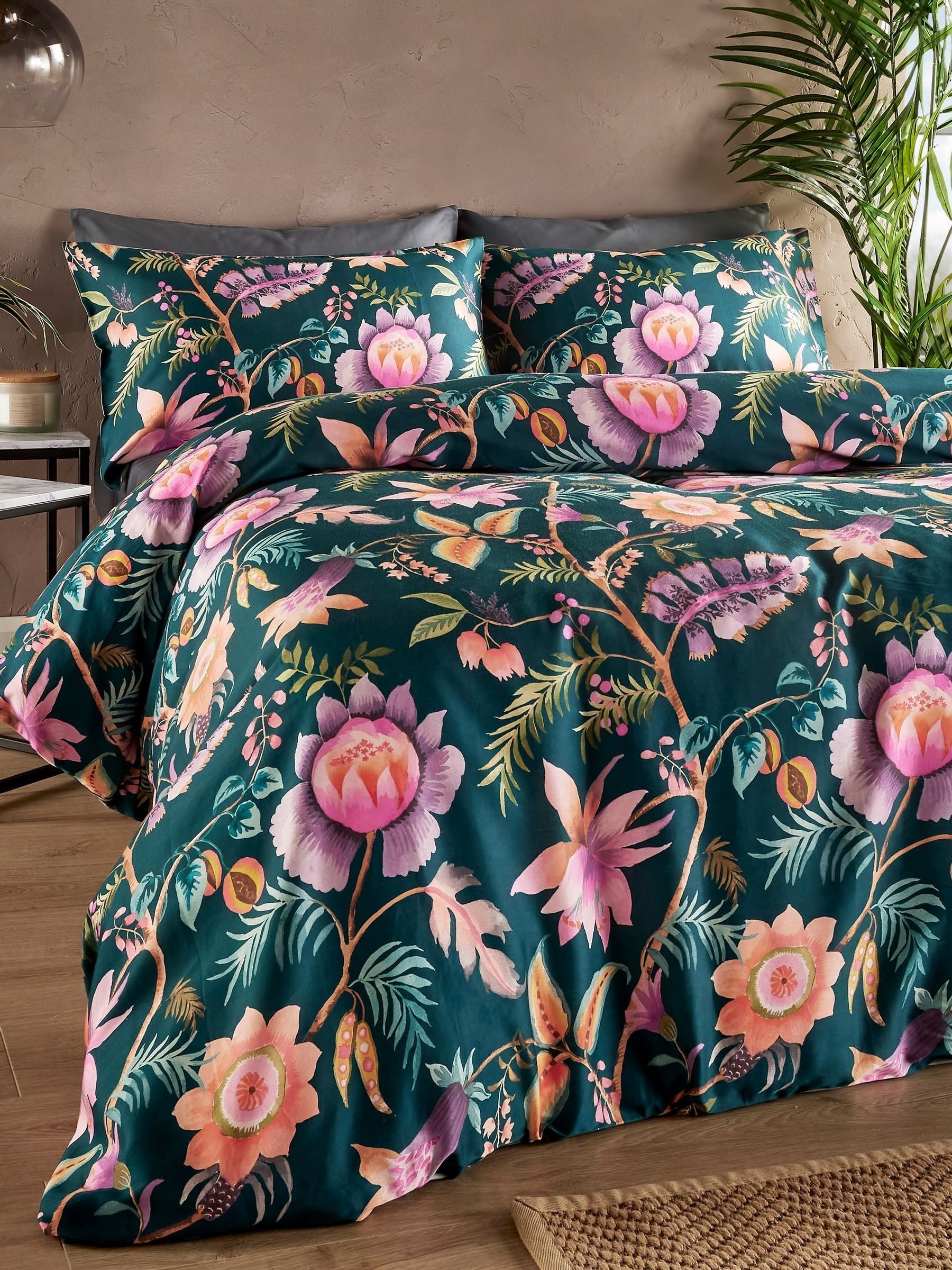 Vantona Boutique Anika Duvet Cover Set - Multi