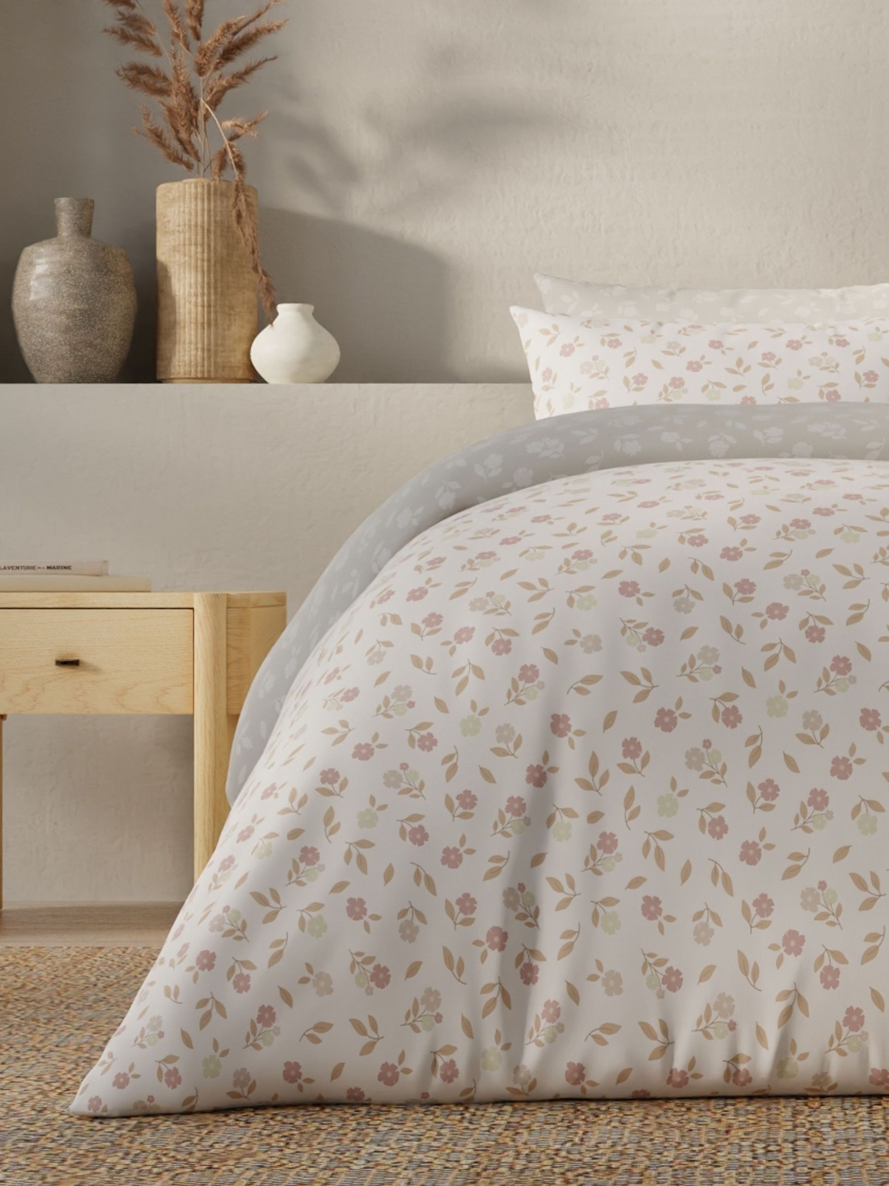 Vantona Essentials Range Molly Ditsy Duvet Cover Set - Natural