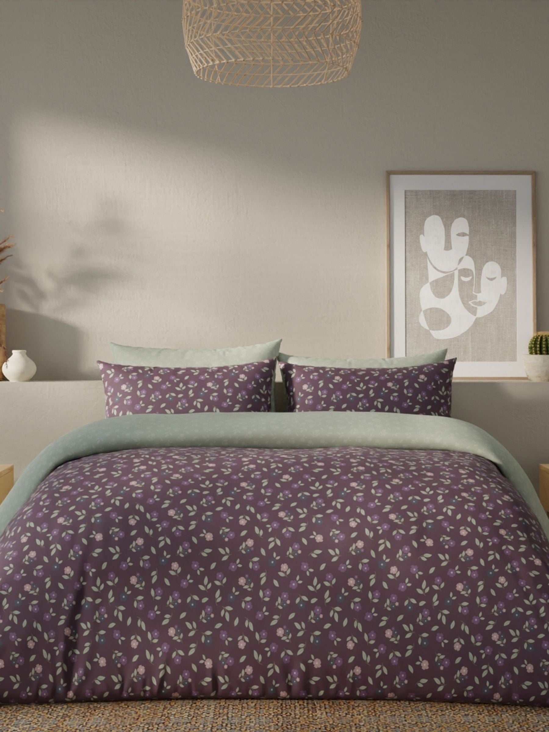 Vantona Essentials Range Molly Ditsy Duvet Cover Set - Purple