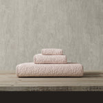 Vantona Luxury Leaf Jacquard Cotton Towel – Pink