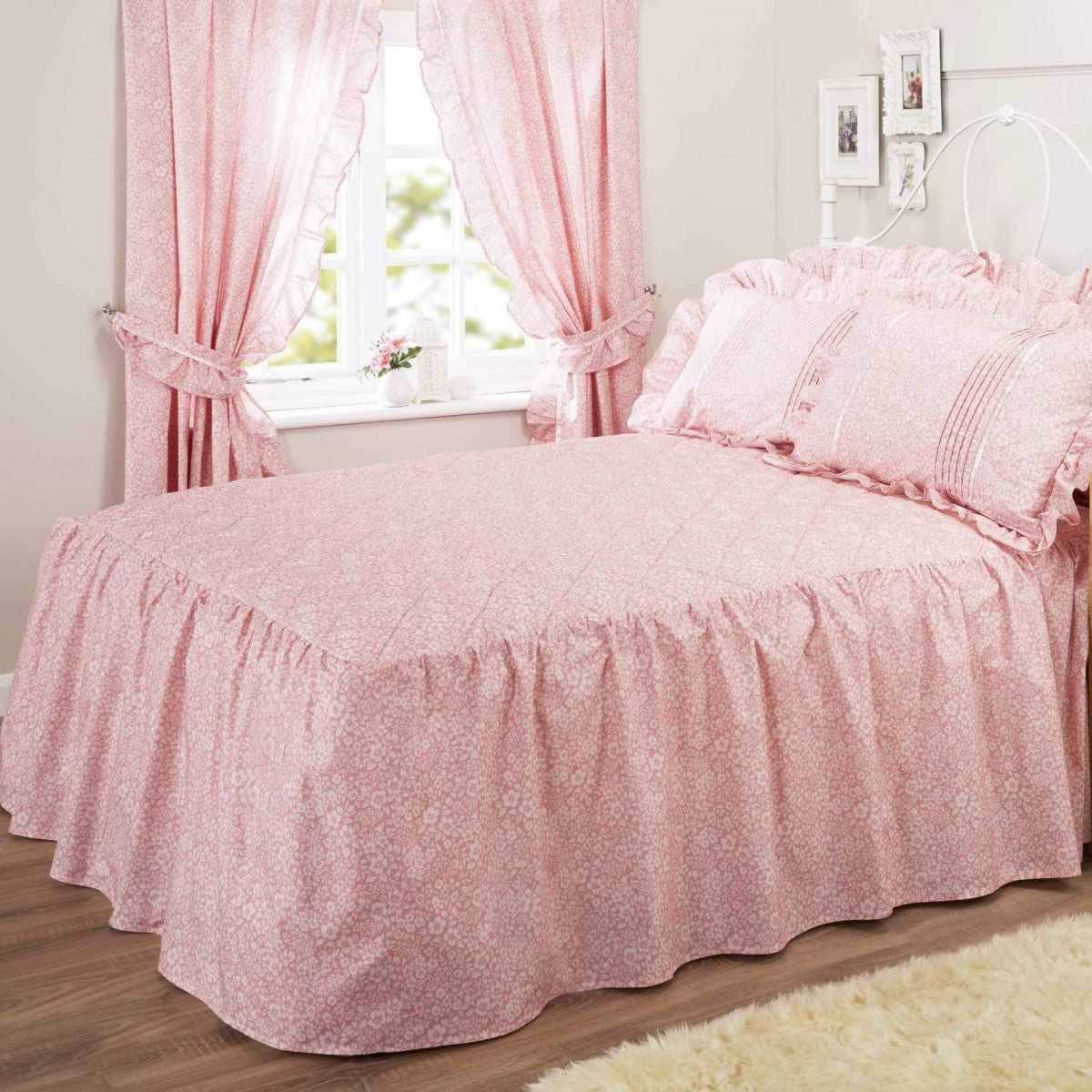 Vantona Country Monique Quilted Fitted Bedspread - Rose